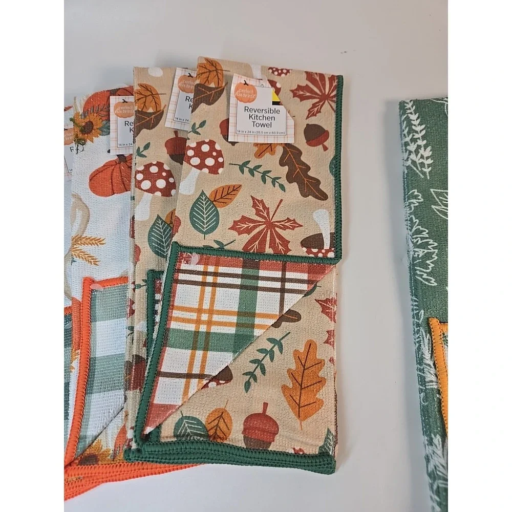 Reversible Kitchen Towel - Pumpkins/Green Plaid Acorns Fall Leaves Set Of 6